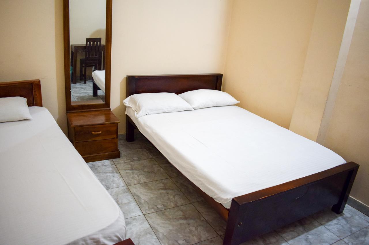 Hotel Yoho Adhikarana Mawatha à Colombo Extérieur photo
