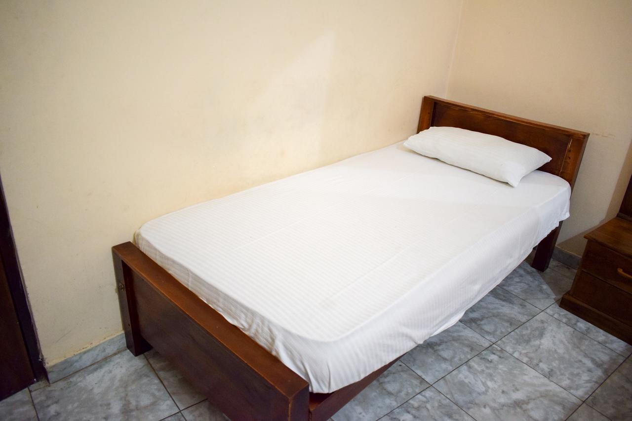 Hotel Yoho Adhikarana Mawatha à Colombo Extérieur photo