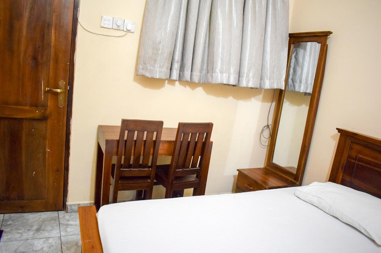 Hotel Yoho Adhikarana Mawatha à Colombo Extérieur photo